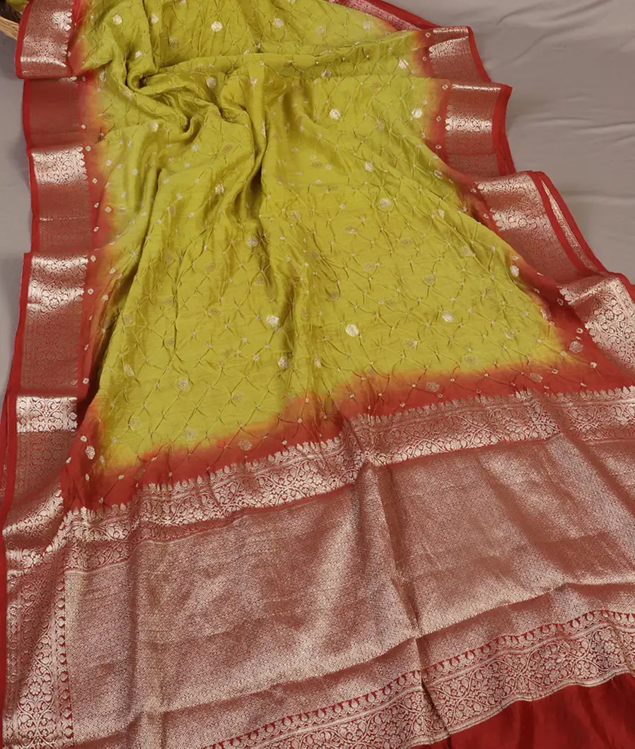 Green Bandhani Tussar Saree T4702392