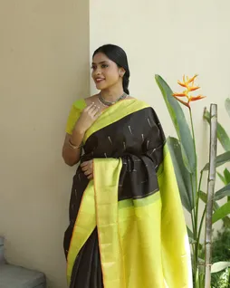 Black Kanjivaram Silk Saree T45715612