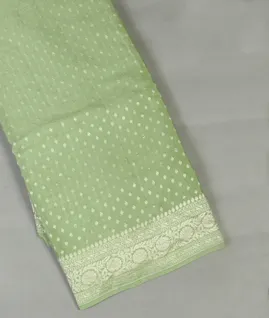 Green Banaras Crepe Silk Saree T4596141