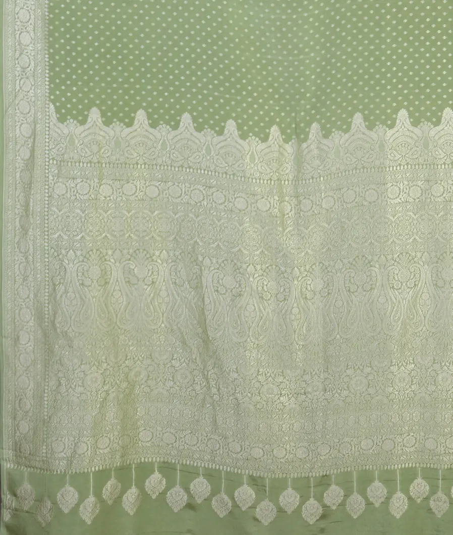 Green Banaras Crepe Silk Saree T4596144