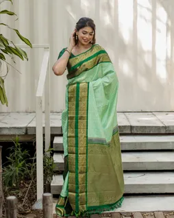 Green Handwoven Kanjivaram Silk Saree T4469434