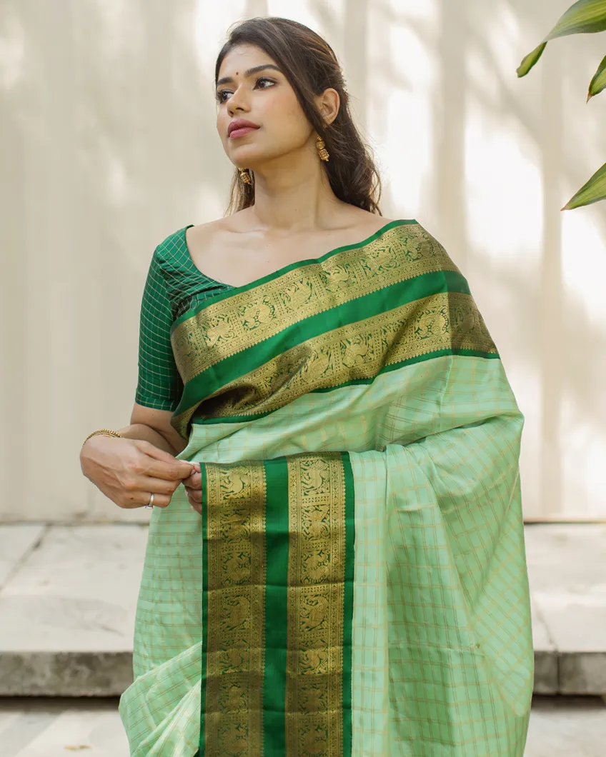 Buy Green Handwoven Kanjivaram Silk Saree T446943