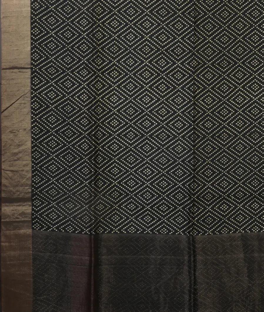 Black Printed Raw Silk Saree T4714034