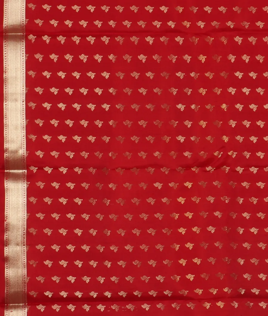 Red Handwoven Kanjivaram Silk Saree T4685583