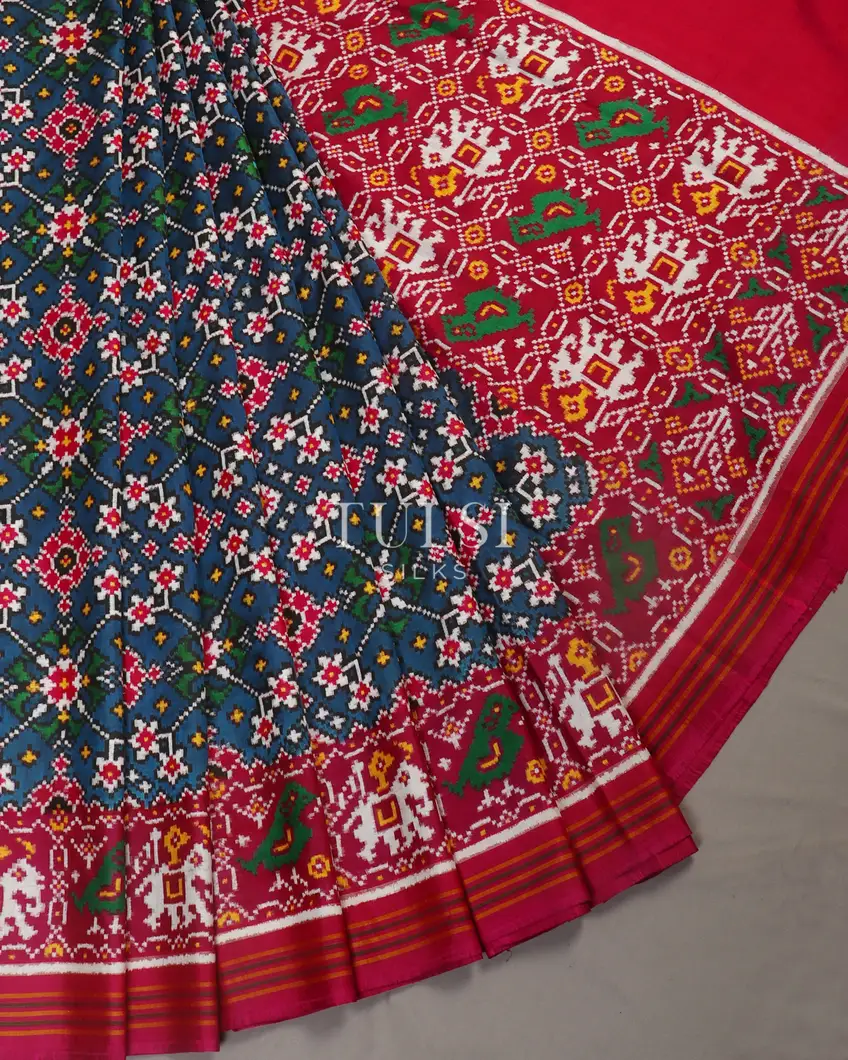 Blue Patan Patola Silk Saree T385452 (without Blouse)-image