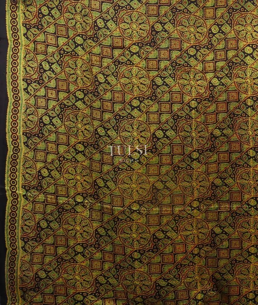 Red  Bandhani Gajji Silk Saree T4715443