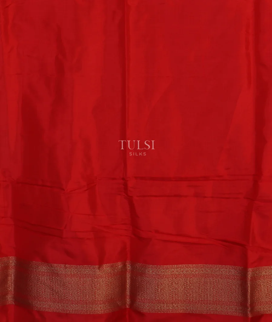 Red  Banaras Silk Saree T4557403