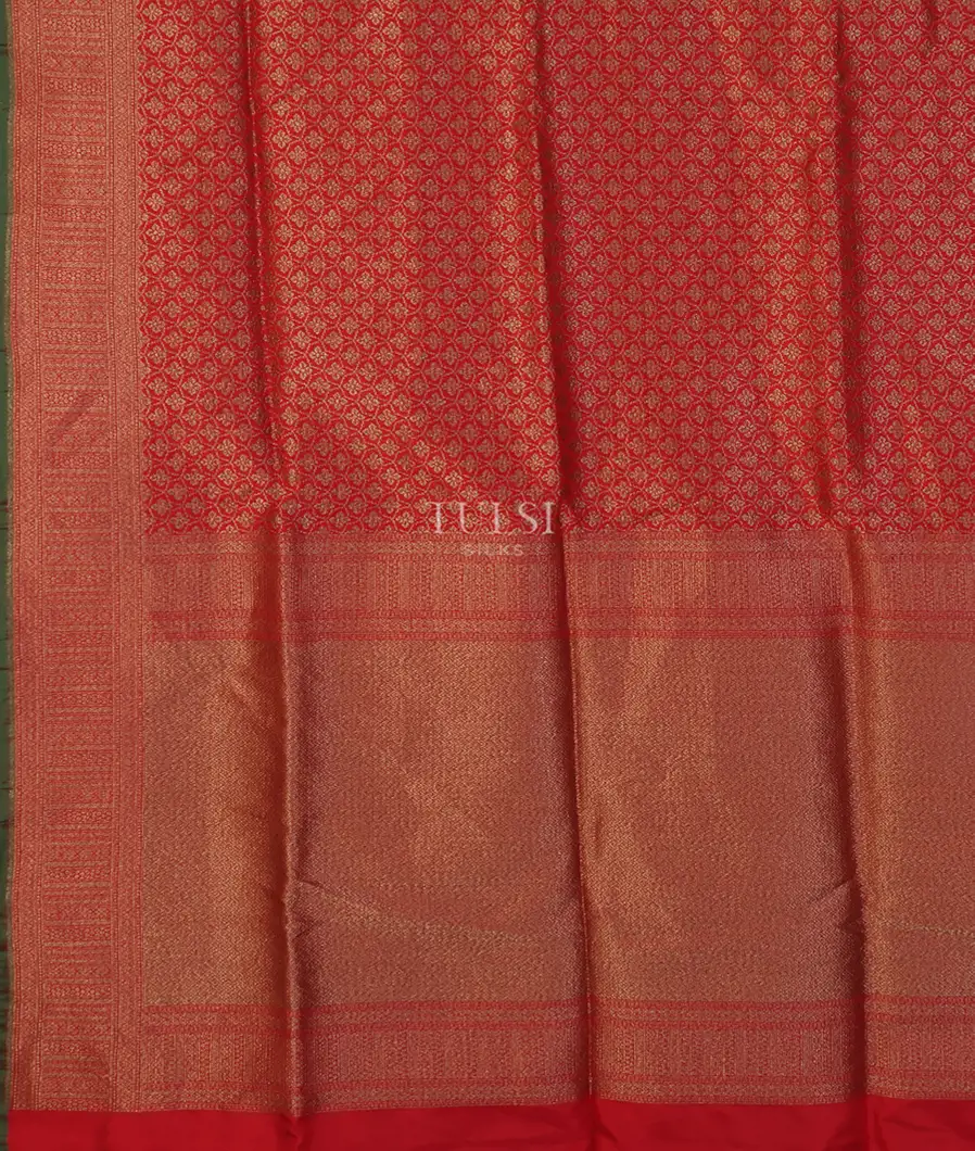 Red  Banaras Silk Saree T4557404