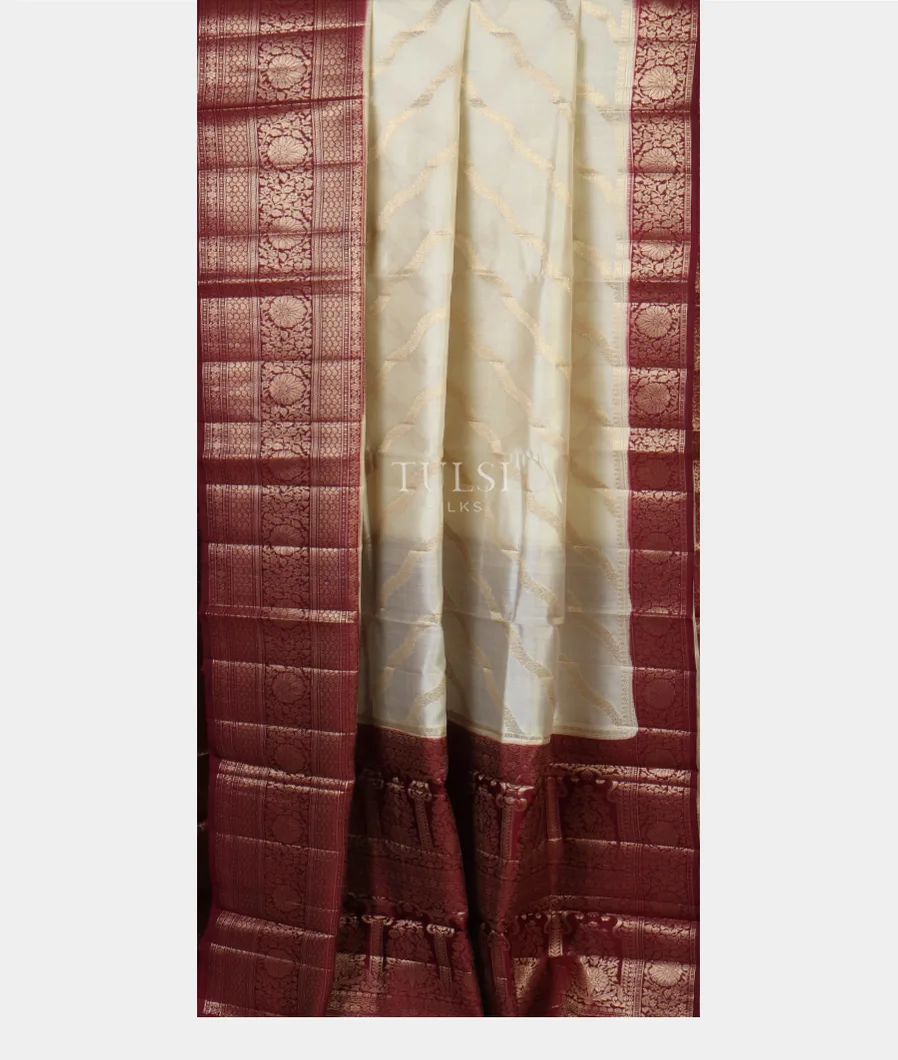 White Chaniya Silk Saree T4682152