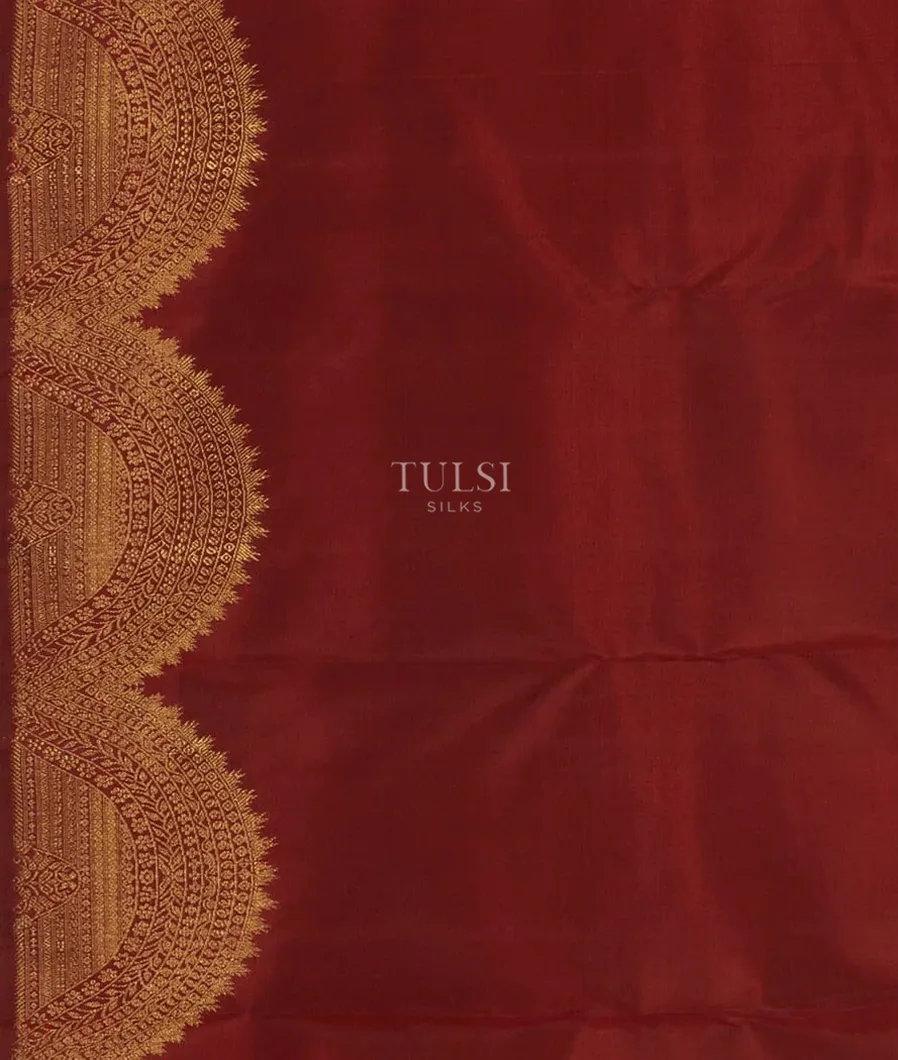 Bottle Green Handwoven Kanjivaram Silk Saree T4779793