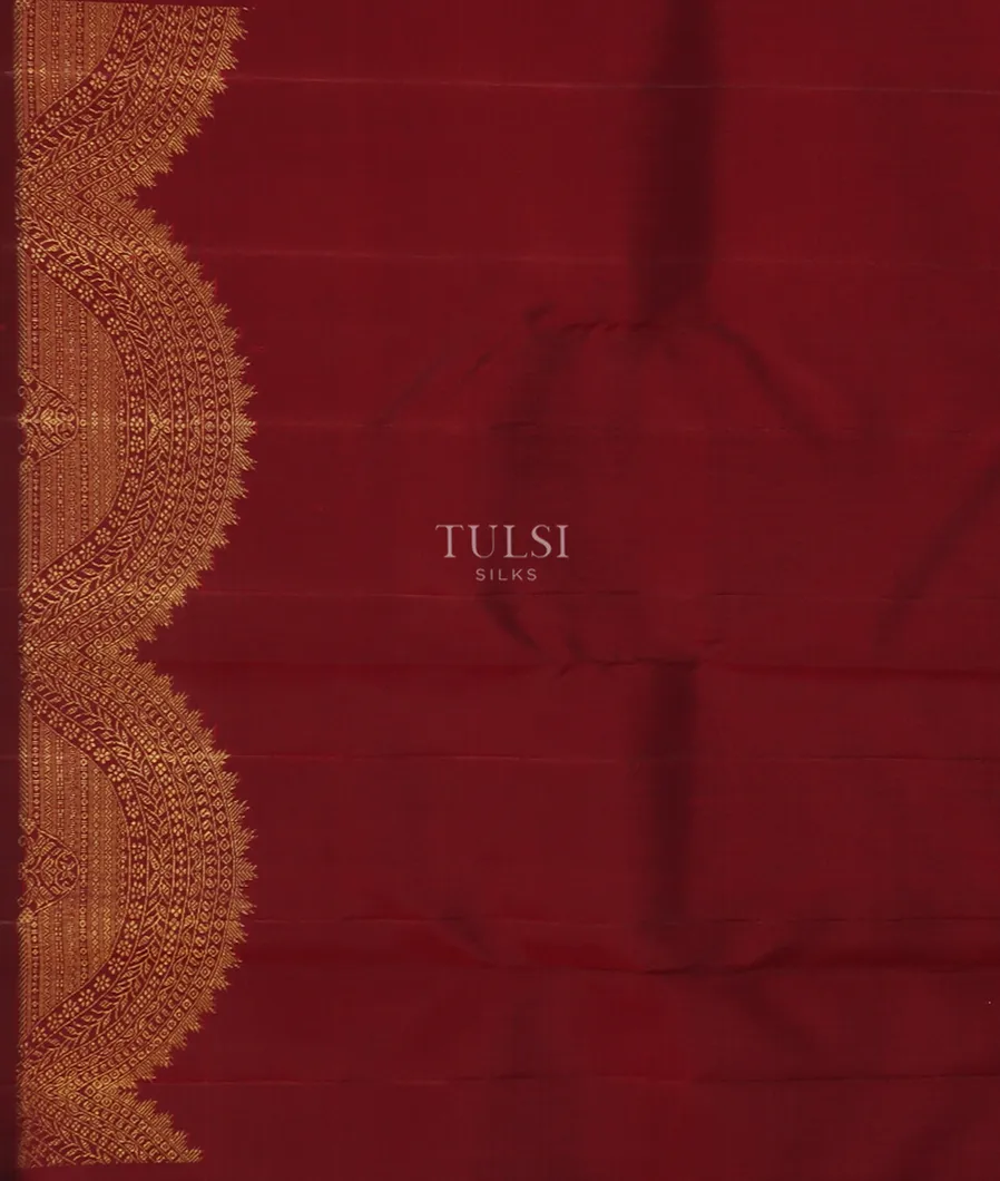 Black Handwoven Kanjivaram Silk Saree T4779813