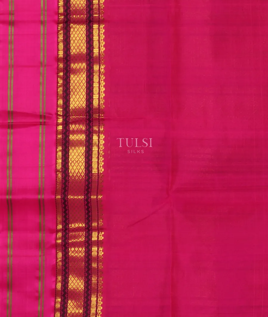 Yellowish Green Silk Cotton Saree T4704673