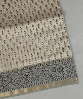 Grey Maheshwari Printed Cotton Saree T4511431