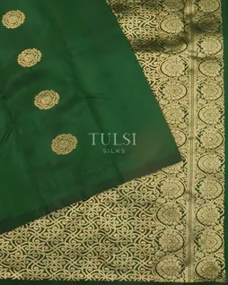 Bottle Green Handwoven Kanjivaram Silk Saree T4810294