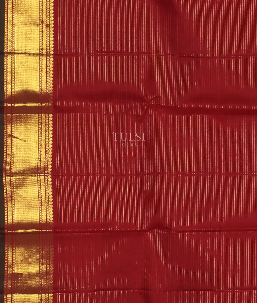 Maroon Handwoven Kanjivaram Silk Saree T4786723