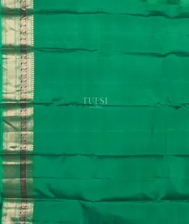 Green Soft Silk Saree T4811463