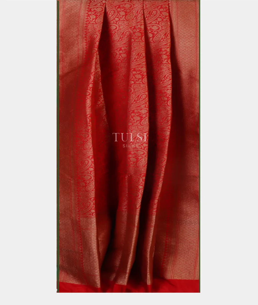 Red Banaras Silk Saree T4575982