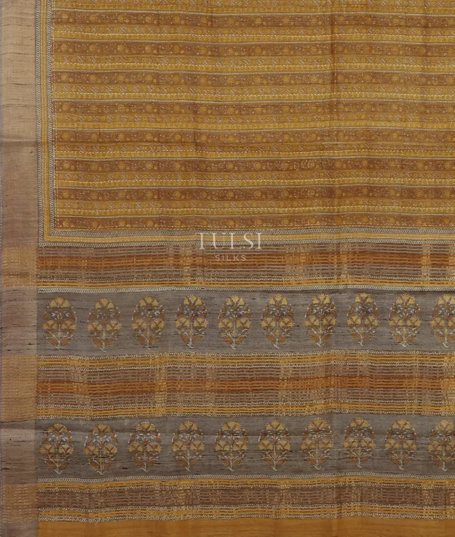 Beige Tussar Printed Saree T4794274