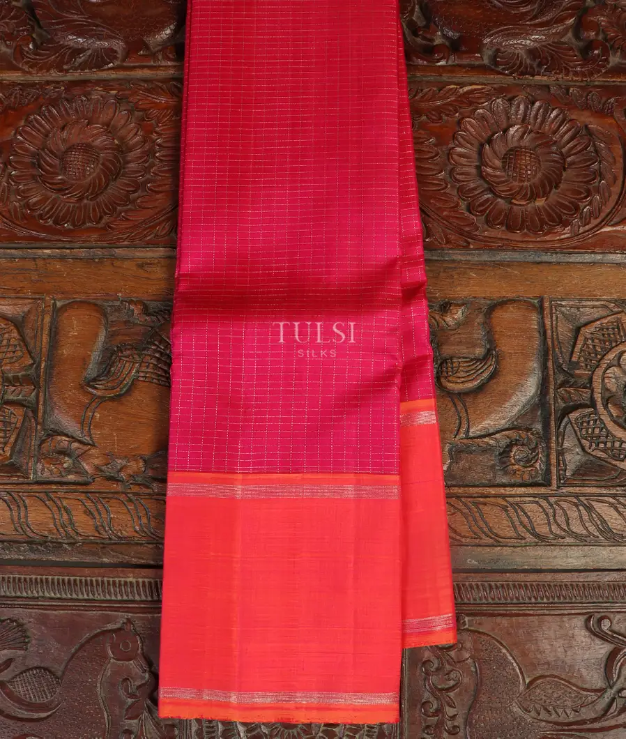 Magenta Handwoven Kanjivaram Silk Saree T448681-image