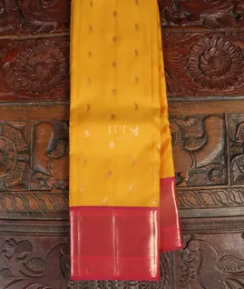 Yellow Handwoven Kanjivaram Silk Saree T4785171