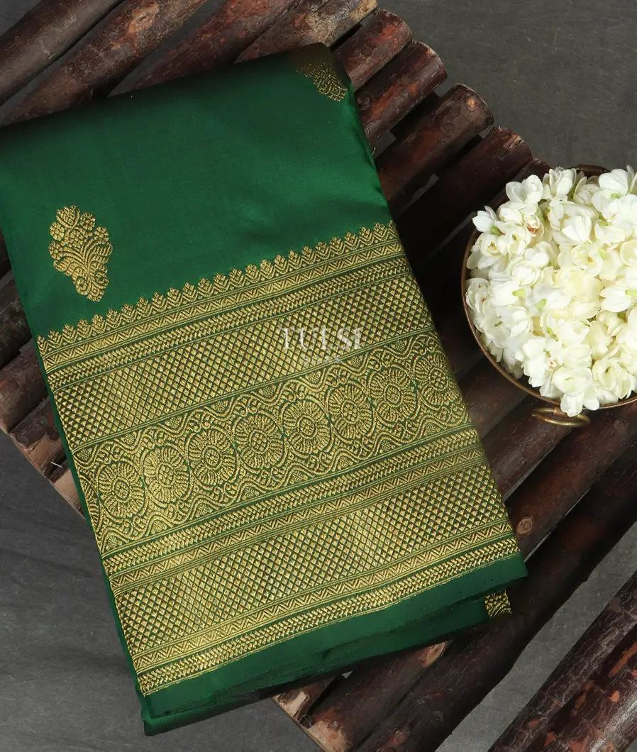 Green Handwoven Kanjivaram Silk Saree T465140-image