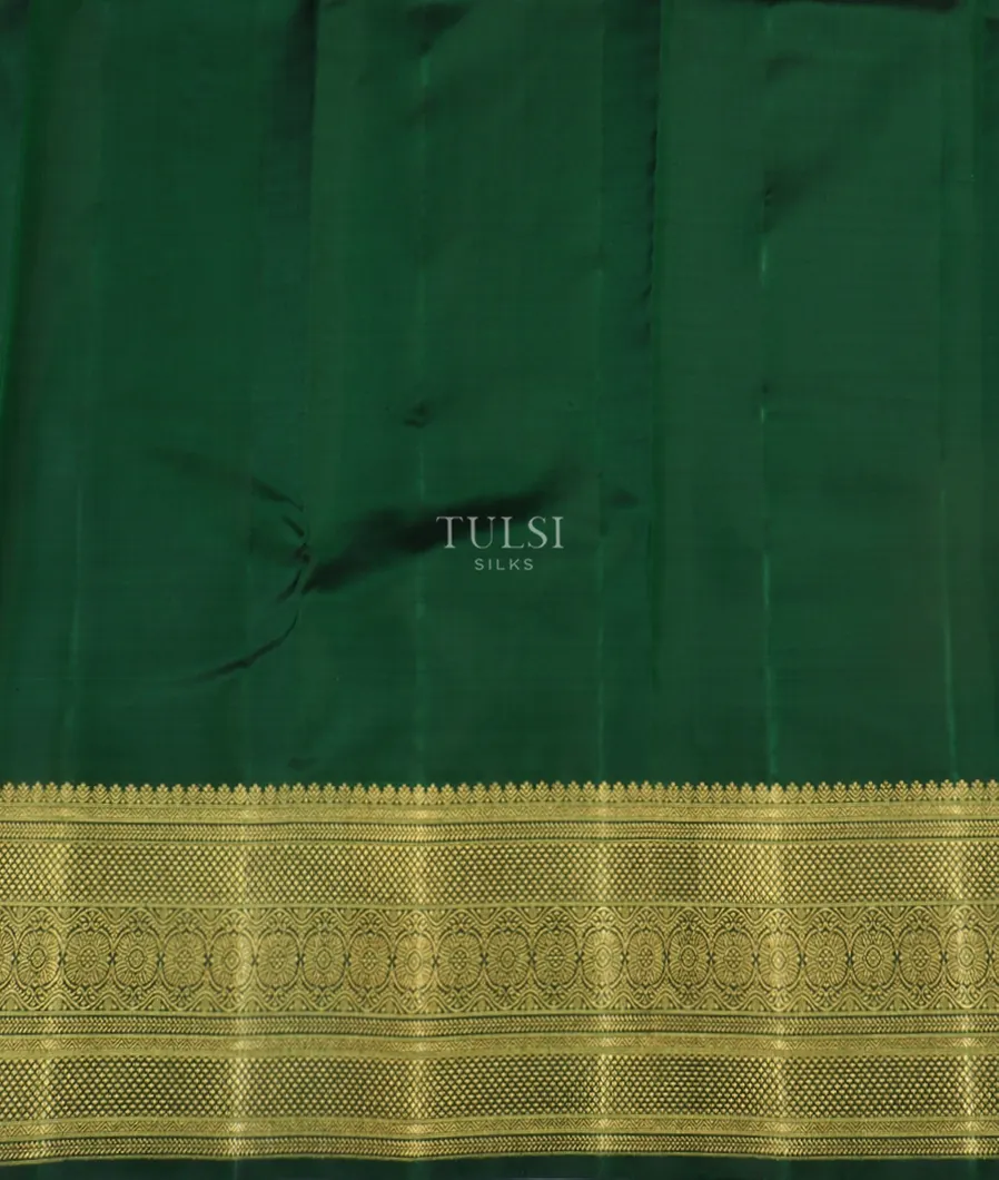 Green Handwoven Kanjivaram Silk Saree T4651403