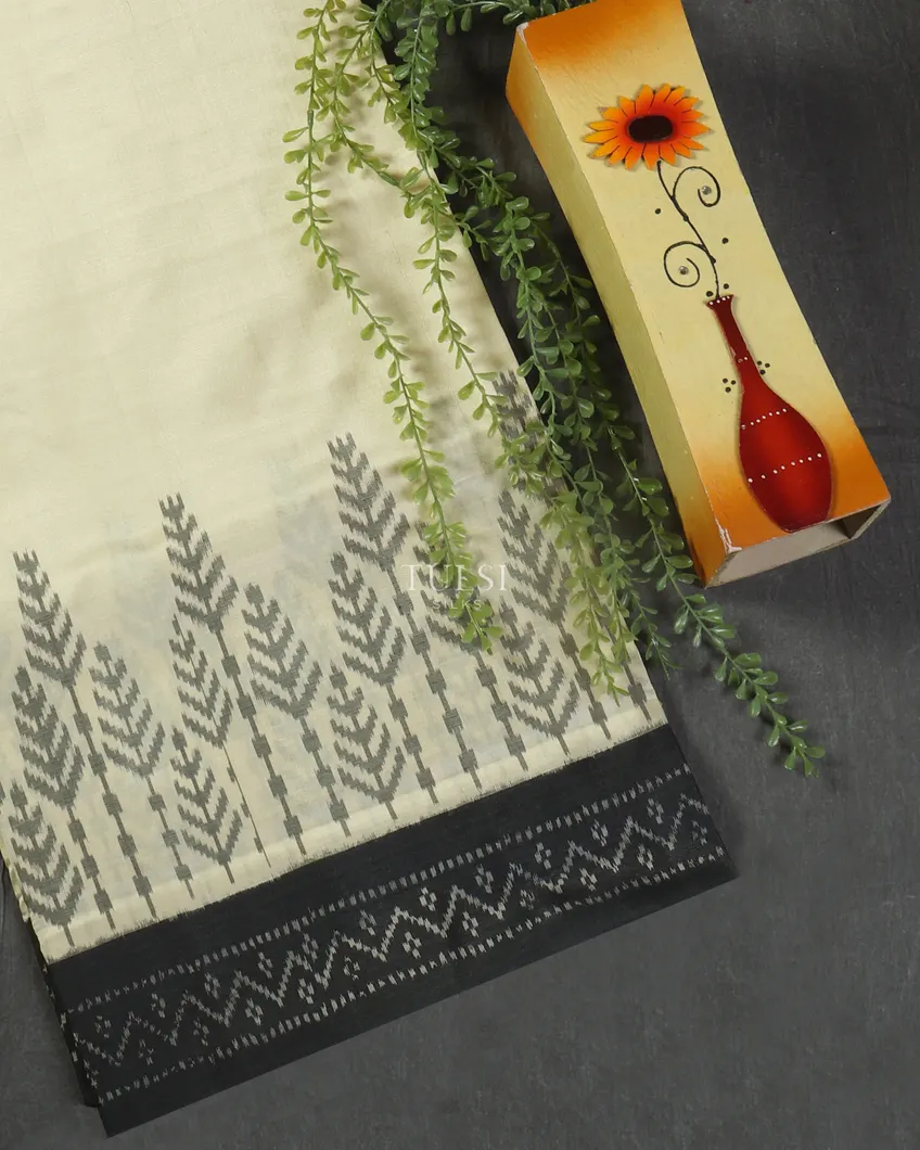 Off-White Ikat Silk Saree T481234-image