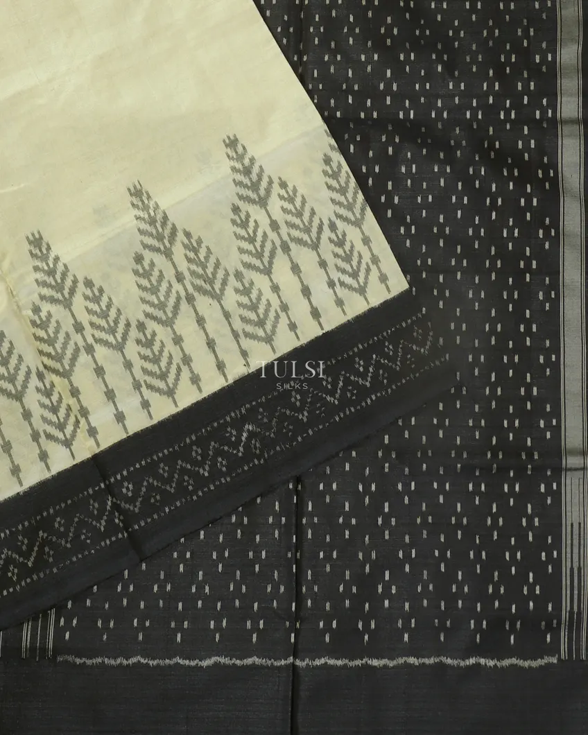 Off-White Ikat Silk Saree T4812344