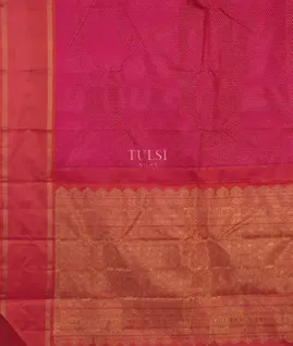 Magenta Handwoven Kanjivaram Silk Saree T4652394