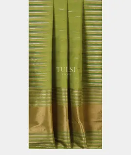 Green Handwoven Kanjivaram Silk Saree T4760572