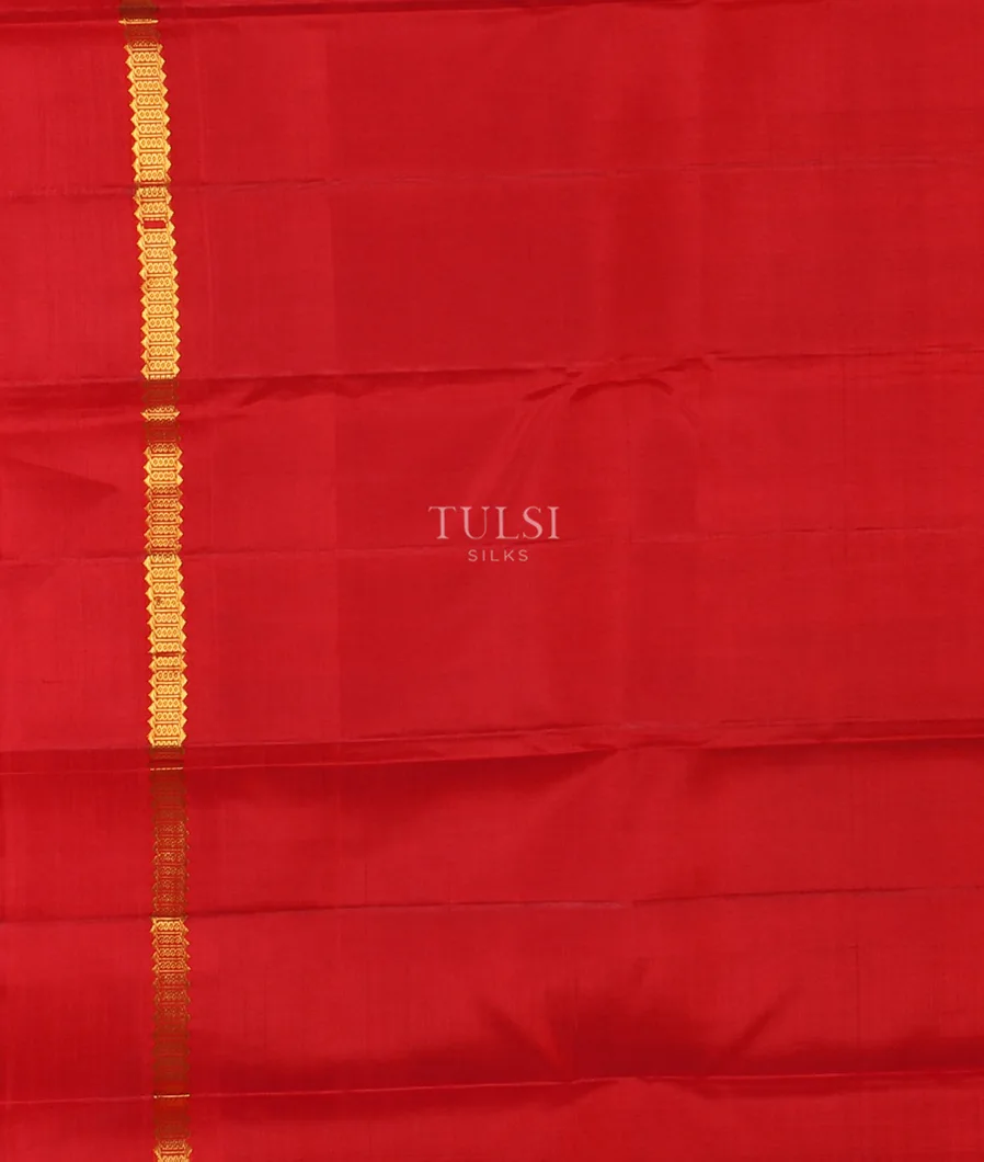 Green Handwoven Kanjivaram Silk Saree T4123633