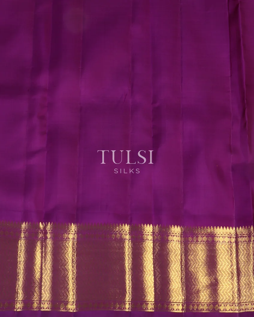 Peach Handwoven Kanjivaram Silk Saree T4826363