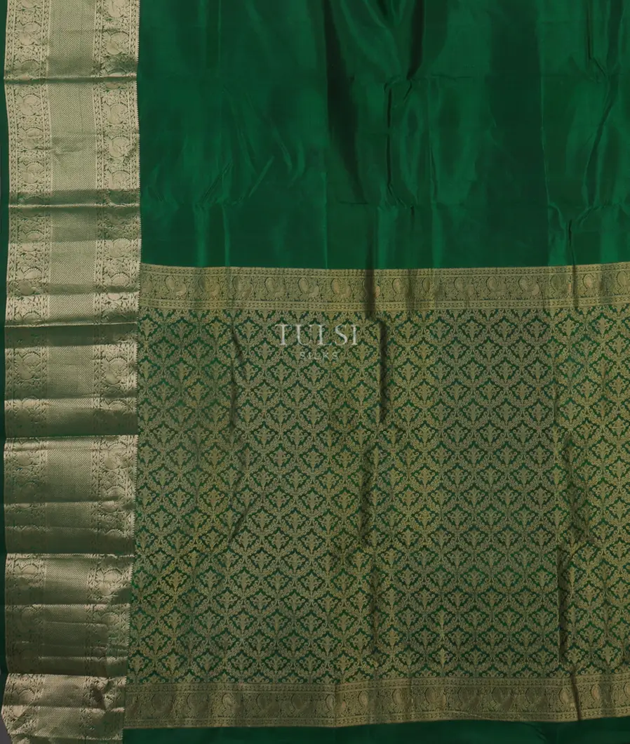 Bottle green Soft Silk Saree T4666334