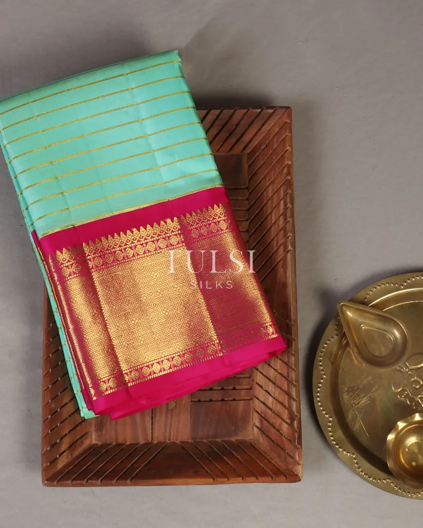 Light Blue Handwoven Kanjivaram Silk Saree T482640-image