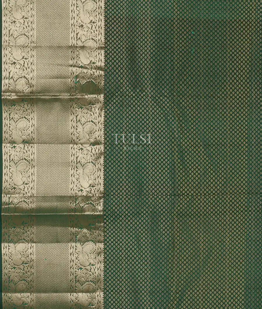 Green Soft Silk Saree T4666323