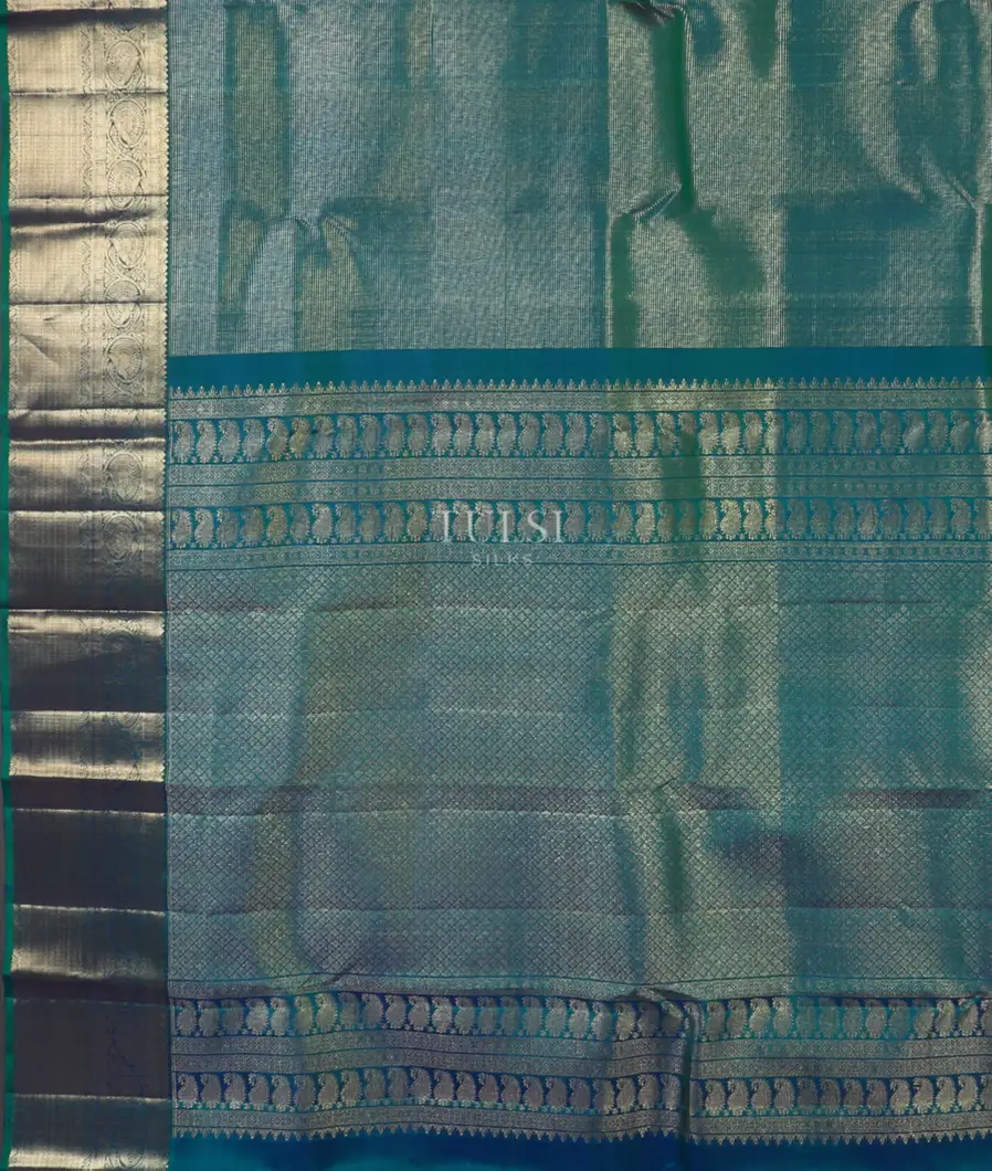 Peacock green  Handwoven Kanjivaram Silk Saree T4815424