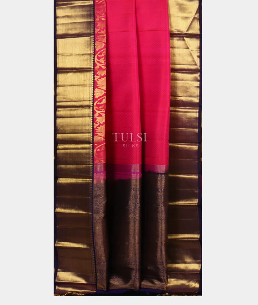 Magenta Handwoven Kanjivaram Silk Saree T2907422