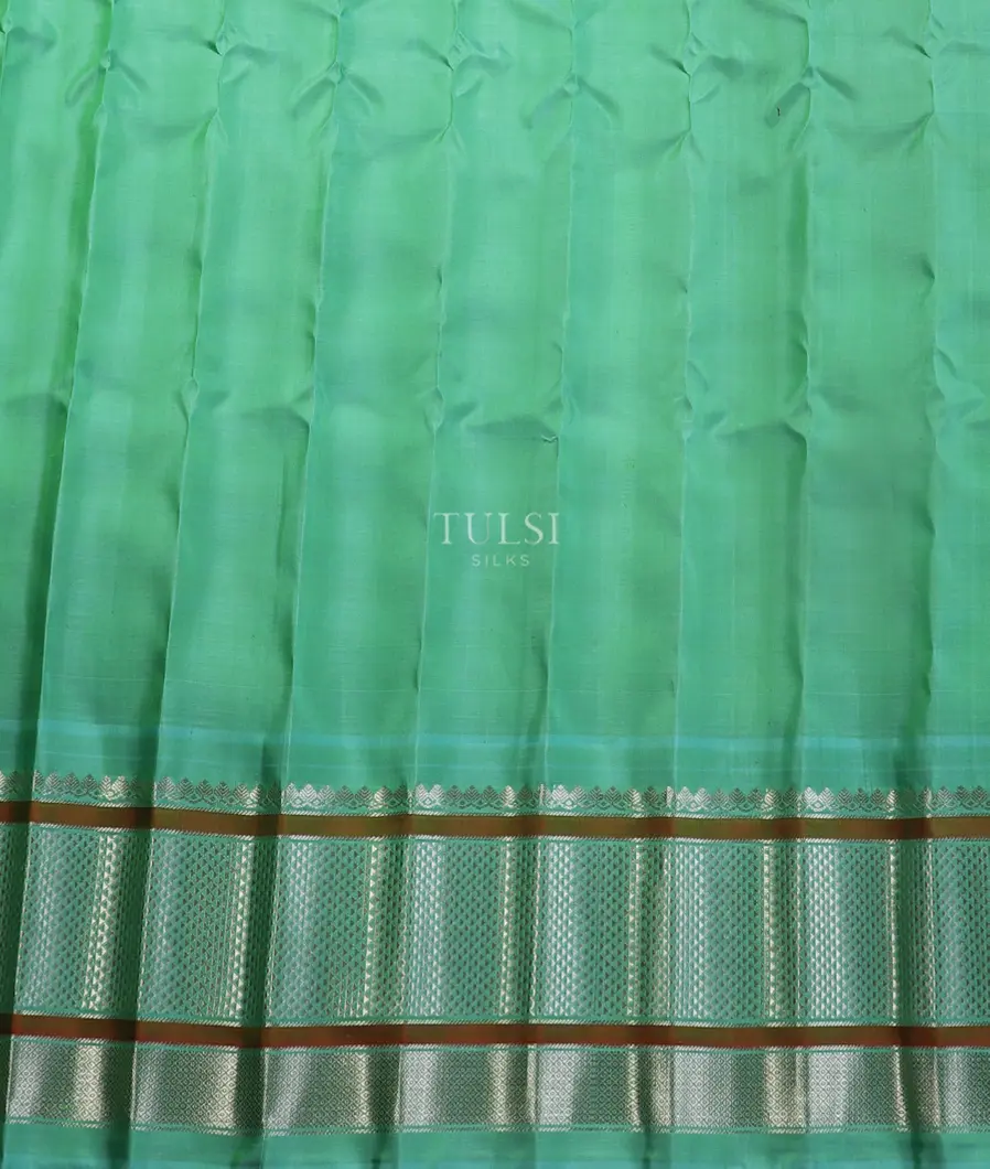 Purple Gadwal Silk Saree T4856323