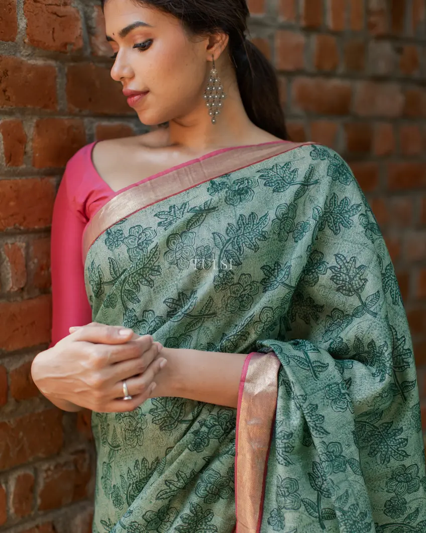 Green Tussar Printed Saree T4897192