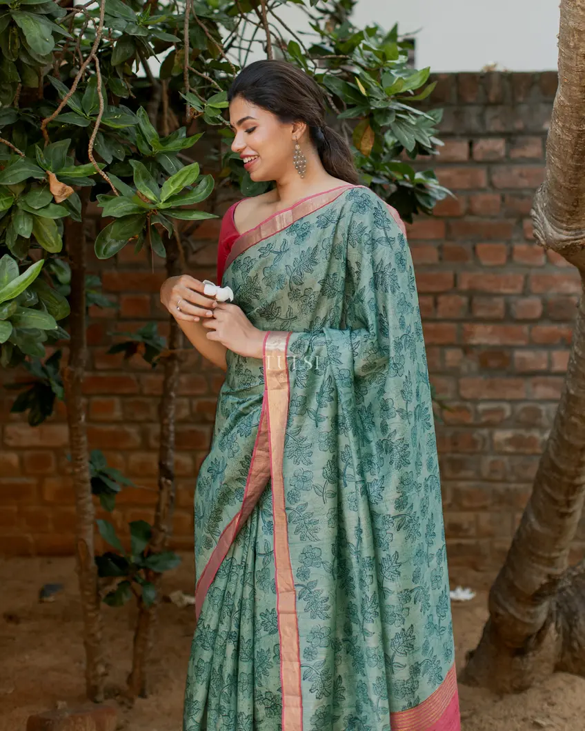 Green Tussar Printed Saree T4897197