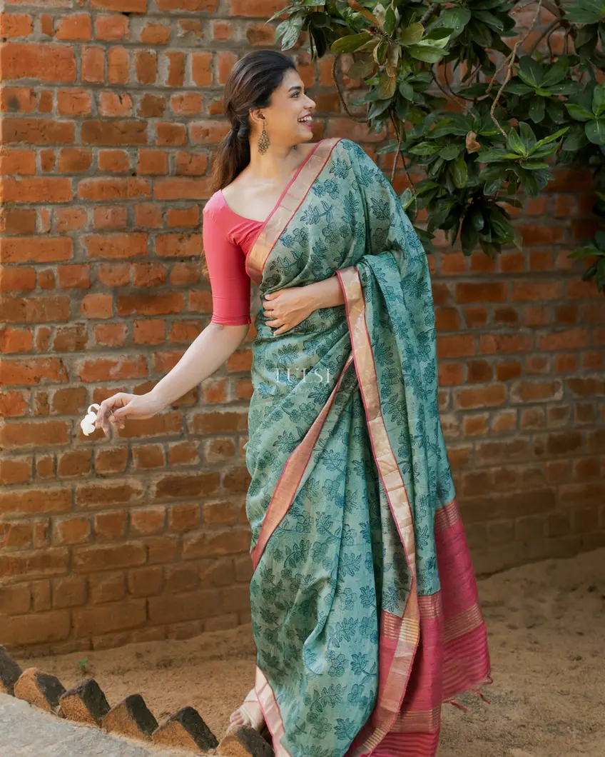 Green Tussar Printed Saree T4897199
