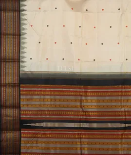 Beige Kanjivaram Silk Saree T4884424