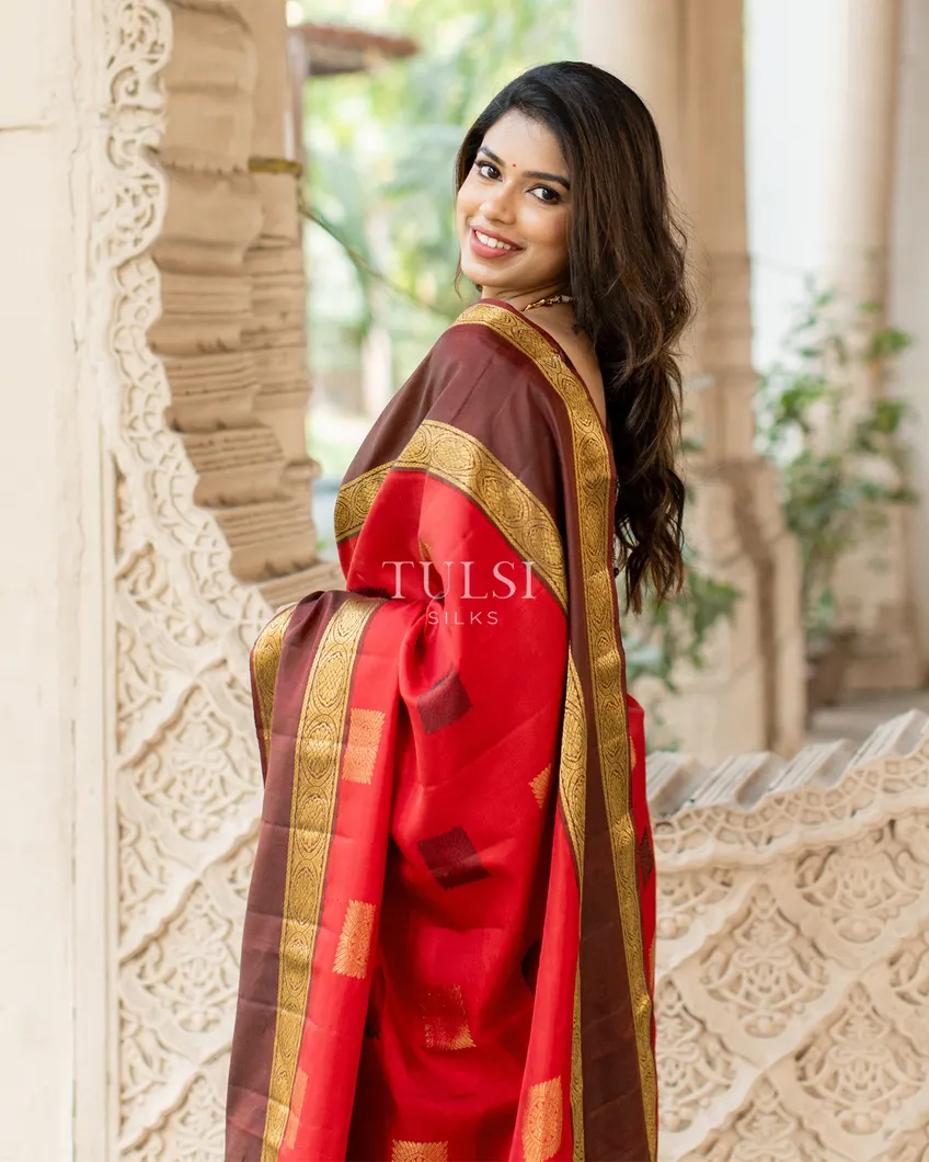 Red Kanjivaram Silk Saree T4877368