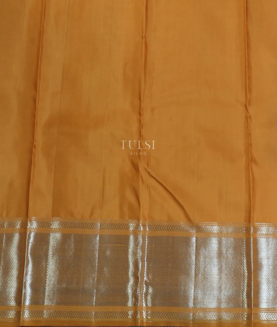 Yellow Handwoven Kanjivaram Silk Saree T4349343