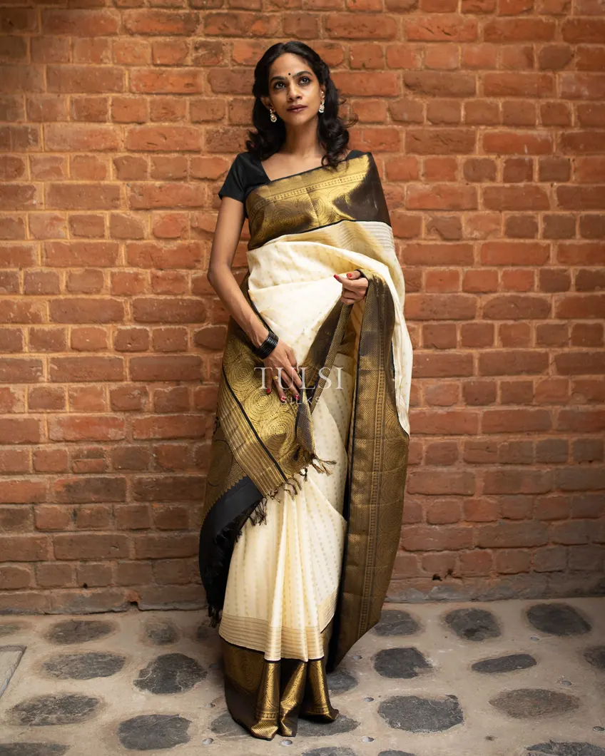 Cream Kanjivaram Silk Saree T3315402