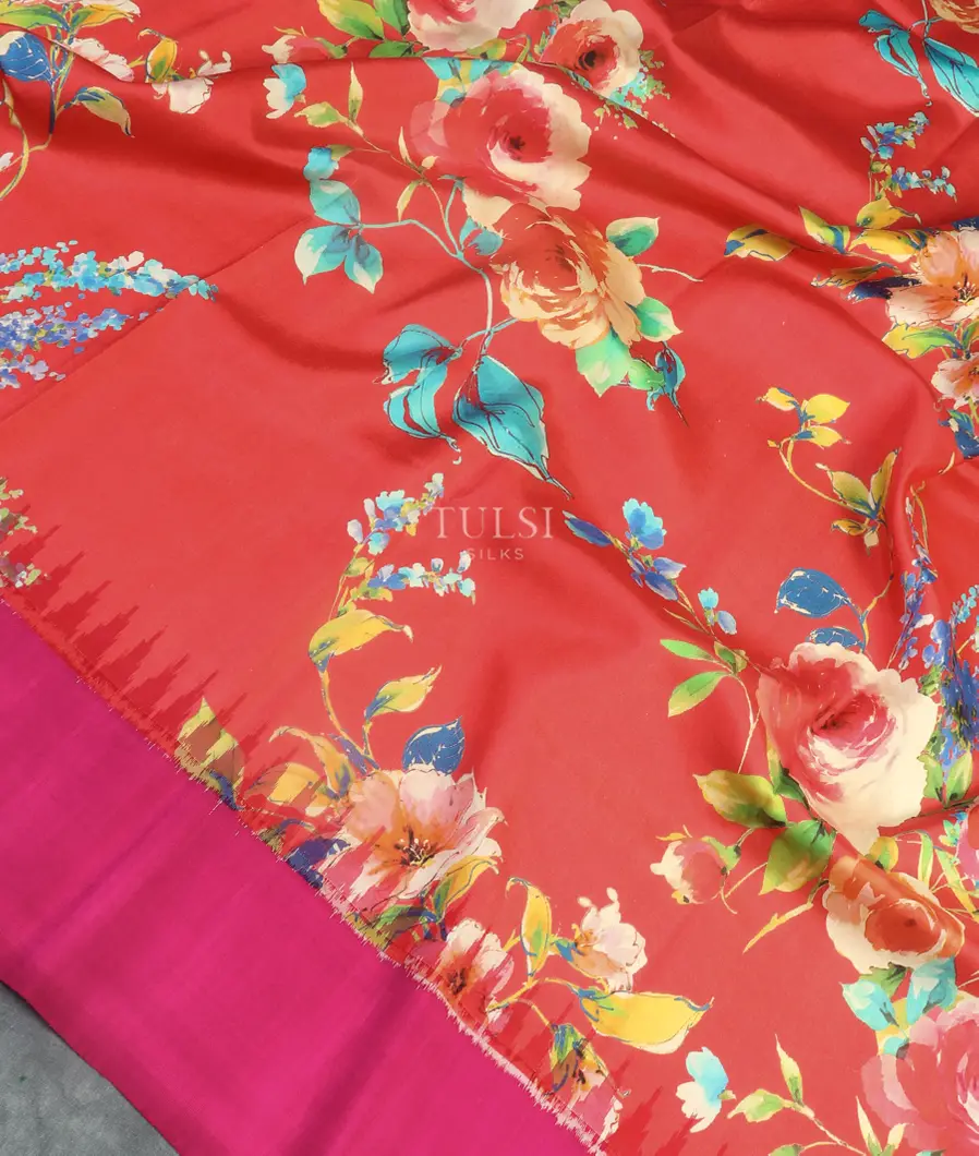 Red Ikat Silk Saree T4812664