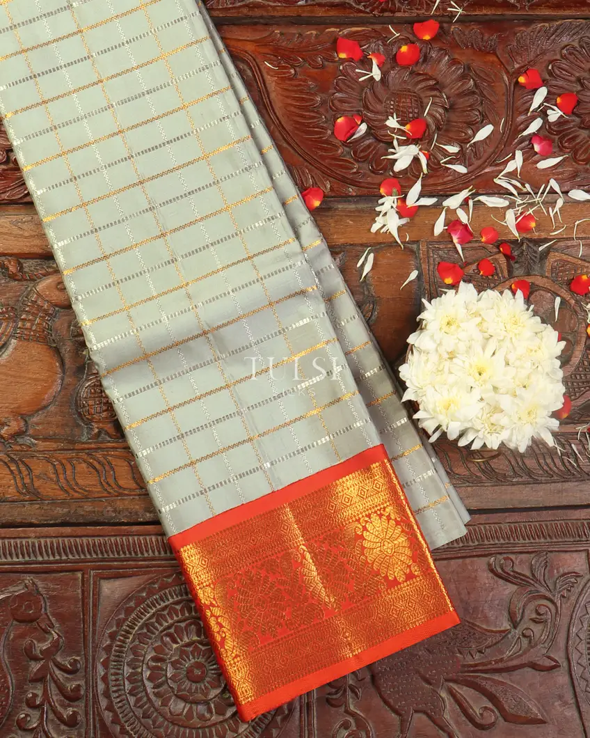 Grey Handwoven Kanjivaram Silk Pavadai T499545-image
