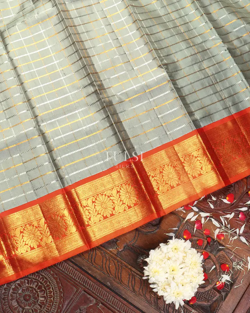 Grey Handwoven Kanjivaram Silk Pavadai T4995452
