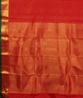 Red Handwoven Kanjivaram Silk Saree  T3459804