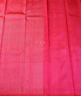 Magenta Handwoven Kanjivaram Silk Saree T4781763